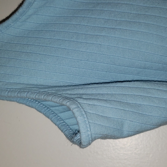 **3 for$15**Shein Blue Ribbed Crop Top - Picture 4 of 5